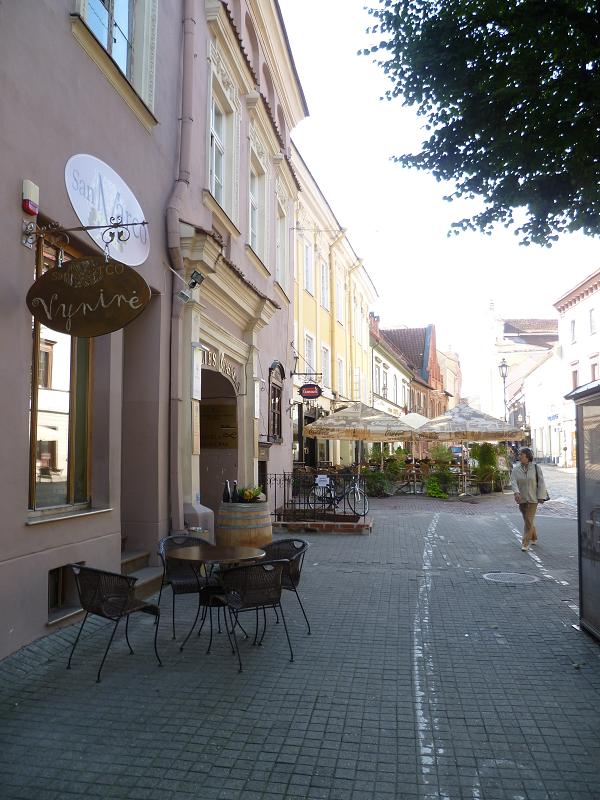 kleines Cafe in Gasse Vilnius Litauen